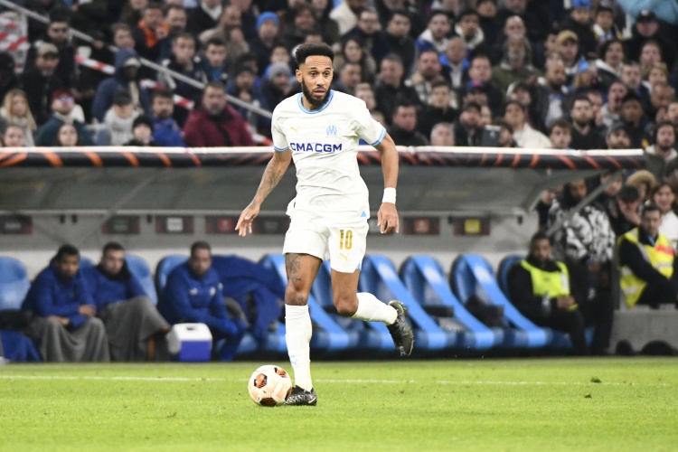 奧巴梅揚(yáng)：我們作為一個(gè)團(tuán)隊(duì)?wèi)?zhàn)斗，教練希望我們做一些偉大的事情