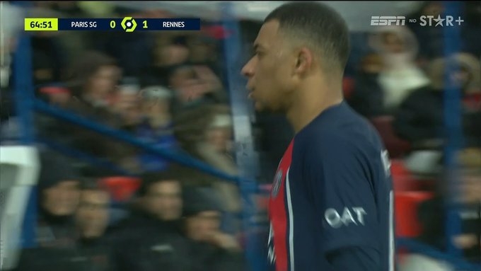 這么早下班？姆巴佩第65分鐘被換下，貢薩洛-拉莫斯替補登場