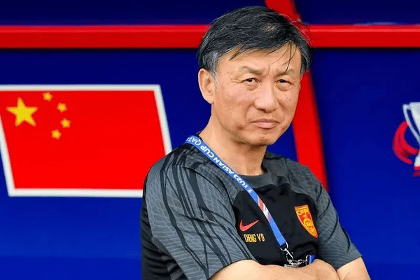 中國U-23足球隊(duì)擊敗阿聯(lián)酋后教練成耀東分享比賽心得